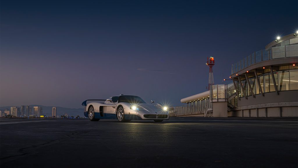 مازيراتي Maserati MC12 سترادالي MC12 Stradale سيارات فاخرة Luxury Cars سيارات كلاسيكية Classic Cars سوبركار Supercar سيارات رياضية Sports Cars سيارات إيطالية Italian Cars سيارات محدودة الإنتاج Limited Edition Cars مزاد سيارات Car Auction Monterey Car Week سيارات خارقة Hypercars الأداء العالي High Performance السيارات الكلاسيكية الفاخرة Luxury Classic Cars السيارات النادرة Rare Cars أسطورة على أربع عجلات Legend on Wheels سيارات أحلام Dream Cars أغلى سيارة Most Expensive Car عاشقو السيارات Car Enthusiasts Supercar Life