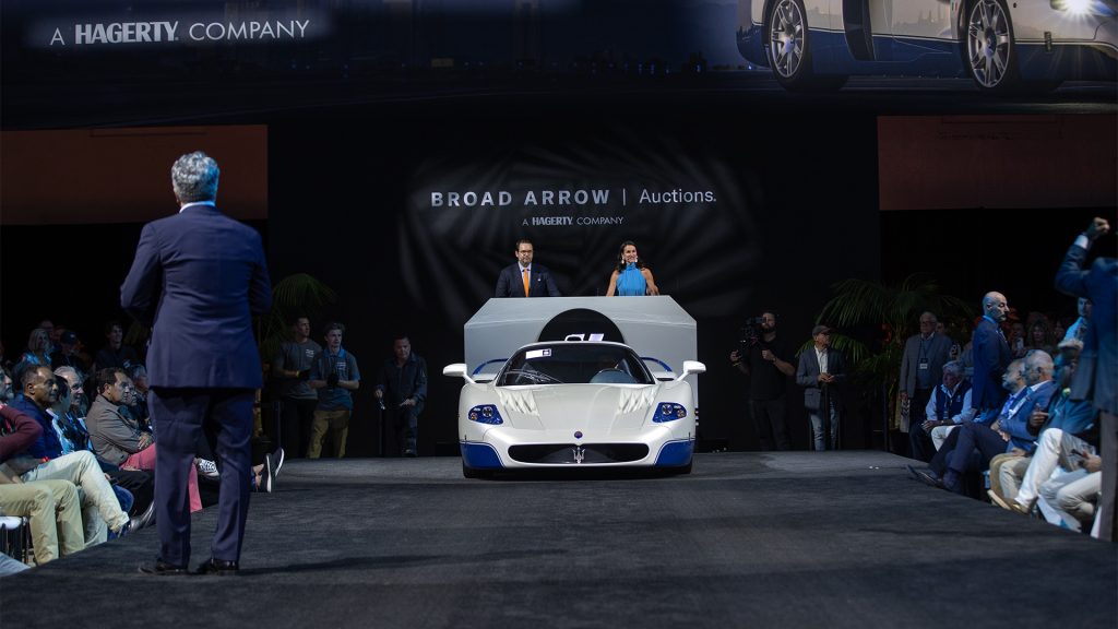 مازيراتي Maserati MC12 سترادالي MC12 Stradale سيارات فاخرة Luxury Cars سيارات كلاسيكية Classic Cars سوبركار Supercar سيارات رياضية Sports Cars سيارات إيطالية Italian Cars سيارات محدودة الإنتاج Limited Edition Cars مزاد سيارات Car Auction Monterey Car Week سيارات خارقة Hypercars الأداء العالي High Performance السيارات الكلاسيكية الفاخرة Luxury Classic Cars السيارات النادرة Rare Cars أسطورة على أربع عجلات Legend on Wheels سيارات أحلام Dream Cars أغلى سيارة Most Expensive Car عاشقو السيارات Car Enthusiasts Supercar Life