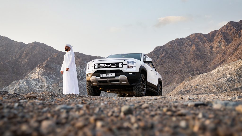 وأخيراً، BYD شارك 6 وصلت الشرق الأوسط عبر بوابة الفطيم BYD الإمارات!
BYD والفطيم BYD الإمارات تكشفان الستار عن شاحنة شارك 6 الهجينة خلال حفل إطلاق أيقوني في دبي 
بي واي دي شارك 6 
شاحنة بي واي دي الجديدة 
شاحنة بي واي دي الهجينة 
شاحنات هجينة 
شاحنات أوفرود 
شاحنات فاخرة 
شاحنات فخمة 
شاحنات قوية 
بي واي دي 2025 
بي واي دي 2026 
بي واي دي توب جير الشرق الأوسط 
سيارات بي واي دي الجديدة 
سيارات هجينة 
سيارات عملية 
سيارات اعتمادية 
الإمارات 
دبي 
أبوظبي 
الشرق الأوسط 
السعودية 
الرياض 
جدة
Finally, the BYD Shark 6 has arrived in the Middle East through Al-Futtaim BYD UAE!
BYD and Al-Futtaim BYD UAE unveiled the Shark 6 hybrid pickup truck during an iconic launch event in Dubai.
BYD Shark 6
The new BYD pickup truck
BYD hybrid pickup truck
Hybrid trucks
Off-road trucks
Luxury trucks
Luxury trucks
Powerful trucks
BYD 2025
BYD 2026
BYD Top Gear Middle East
New BYD cars
Hybrid cars
Practical cars
Reliable cars
UAE
Dubai
Abu Dhabi
Middle East
Saudi Arabia
Riyadh
Jeddah
