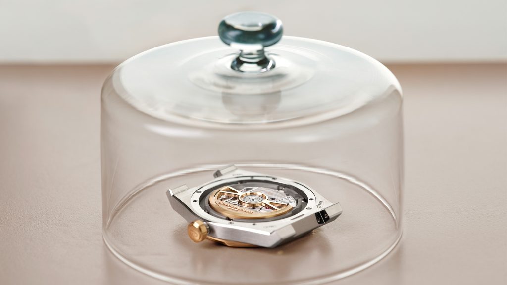 جيرار بيرغو دار جيرار بيرغو لاورياتو لاورياتو فيفتي ساعات فاخرة ساعات سويسرية صناعة الساعات ساعات رجالية ساعات نسائية ساعات رياضية أنيقة الذكرى الخمسين ساعات أوتوماتيكية العيار GP4800 Top Gear الشرق الأوسط تصميم سويسري فخامة أيقونة الأناقة تاريخ الساعات الكوارتز الساعات الكلاسيكية Girard Perregaux GP Laureato Laureato Fifty Laureato 50th Anniversary Luxury Watches Swiss Watchmaking Swiss Made Men’s Watches Women’s Watches Elegant Sports Watches Automatic Watch GP4800 movement Top Gear Middle East Watch Design Luxury Lifestyle Iconic Timepieces Watch Heritage Quartz Revolution Classic Watches