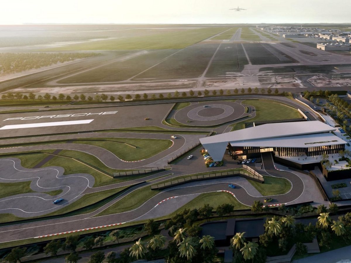 بورشه تُعيد أمجاد الماضي وتكشف عن مركز التجارب الجديد في سنغافورة سيارات بورشه الجديدة بورشه 2025 بورشه 2026 سيارات بورشه سيارات خارقة سوبركارز هايبركارز سيارات رياضية سيارات سوبر رياضية سيارات سبورت سيارات سوبر سبورت سيارات درفت سيارات قوية سيارات ألمانية مركز بورشه سنغافورة سيارات توب جير Porsche revives past glories and unveils its new experience center in Singapore New Porsche Cars 2025 Porsche 2026 Porsche Porsche Cars Supercars Supercars Hypercars Sports Cars Super Sports Cars Sports Cars Supersport Cars Drift Cars Powerful Cars German Cars Porsche Center Singapore Top Gear Cars