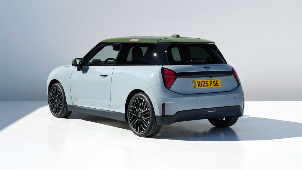 ميني بول سميث إديشن: نعم، هناك تعاون جديد في أروقة العلامة البريطانية
سيارات ميني كوبر الجديدة
سيارات ميني كوبر 2025
سيارات ميني كوبر 2026
سيارات ميني كوبر حصرية
سيارات حصرية
سيارات بريطانية
سيارات انجليزية
سيارات فاخرة
سيارات فخمة
سيارات هاتشباك فاخرة
سيارات هاتشباك فخمة
سيارات حصرية
سيارات طلب حصري
سيارات رياضية
سيارات سبورت صغيرة
سيارات صغيرة
سيارات توب جير
Mini Paul Smith Edition: Yes, there's a new collaboration in the British brand.
New Mini Coopers
2025 Mini Coopers
2026 Mini Coopers
Exclusive Mini Coopers
Exclusive Cars
British Cars
English Cars
Luxury Cars
Luxury Hatchbacks
Luxury Hatchbacks
Exclusive Cars
Exclusive Order Cars
Sports Cars
Small Sports Cars
Small Cars
Top Gear Cars