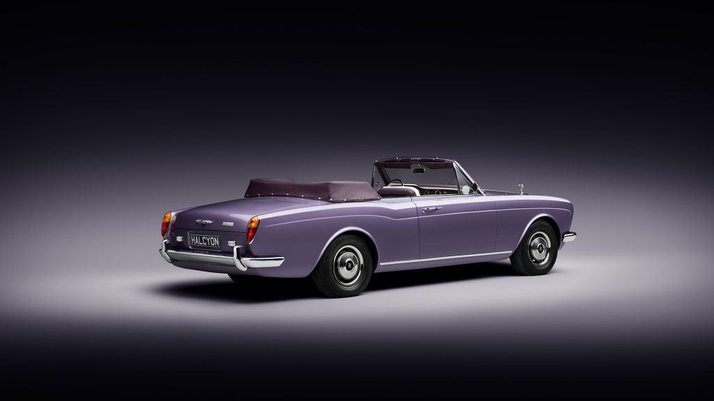 هالسيون تُعيد صياغة الأسطورة: رولز-رويس كورنيش "هايلاند هيذر" تُبعَث من جديد كهربائياً!
سيارات رولز رويس الجديدة
سيارات رولز رويس 2025 
سيارات رولز رويس 2026 
سيارات رولز رويس 2027 
سيارات رولز رويس كهربائية
سيارات رولز رويس كلاسيكية
سيارات رولز رويس قديمة
سيارات رولز رويس نادرة
سيارات رولز رويس حديثة
سيارات بريطانية
سيارات انجليزية
سيارات فاخرة كهربائية
سيارات فخمة كهربائية
سيارات كهربائية معاد تصميمها
سيارات رولز رويس معاد تصميمها
سيارات توب جير الشرق الأوسط
سيارات متحولة كهربا
تحويل سيارات كهربا
شركة هالسيون
سيارة رولز رويس كورنيش 
Halcyon Rewrites the Legend: The Rolls-Royce Corniche "Highland Heather" is Reborn Electric!
New Rolls-Royce Cars
2025 Rolls-Royce Cars
2026 Rolls-Royce Cars
2027 Rolls-Royce Cars
Electric Rolls-Royce Cars
Classic Rolls-Royce Cars
Vintage Rolls-Royce Cars
Rare Rolls-Royce Cars
Modern Rolls-Royce Cars
British Cars
English Cars
Luxury Electric Cars
Luxury Electric Cars
Redesigned Electric Cars
Redesigned Rolls-Royce Cars
Top Gear Middle East Cars
Electric Convertible Cars
Electric Car Conversion
Halcyon Company
Rolls-Royce Corniche