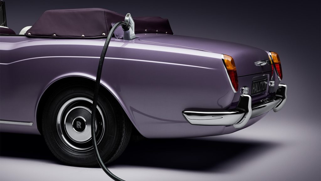 هالسيون تُعيد صياغة الأسطورة: رولز-رويس كورنيش "هايلاند هيذر" تُبعَث من جديد كهربائياً!
سيارات رولز رويس الجديدة
سيارات رولز رويس 2025 
سيارات رولز رويس 2026 
سيارات رولز رويس 2027 
سيارات رولز رويس كهربائية
سيارات رولز رويس كلاسيكية
سيارات رولز رويس قديمة
سيارات رولز رويس نادرة
سيارات رولز رويس حديثة
سيارات بريطانية
سيارات انجليزية
سيارات فاخرة كهربائية
سيارات فخمة كهربائية
سيارات كهربائية معاد تصميمها
سيارات رولز رويس معاد تصميمها
سيارات توب جير الشرق الأوسط
سيارات متحولة كهربا
تحويل سيارات كهربا
شركة هالسيون
سيارة رولز رويس كورنيش 
Halcyon Rewrites the Legend: The Rolls-Royce Corniche "Highland Heather" is Reborn Electric!
New Rolls-Royce Cars
2025 Rolls-Royce Cars
2026 Rolls-Royce Cars
2027 Rolls-Royce Cars
Electric Rolls-Royce Cars
Classic Rolls-Royce Cars
Vintage Rolls-Royce Cars
Rare Rolls-Royce Cars
Modern Rolls-Royce Cars
British Cars
English Cars
Luxury Electric Cars
Luxury Electric Cars
Redesigned Electric Cars
Redesigned Rolls-Royce Cars
Top Gear Middle East Cars
Electric Convertible Cars
Electric Car Conversion
Halcyon Company
Rolls-Royce Corniche