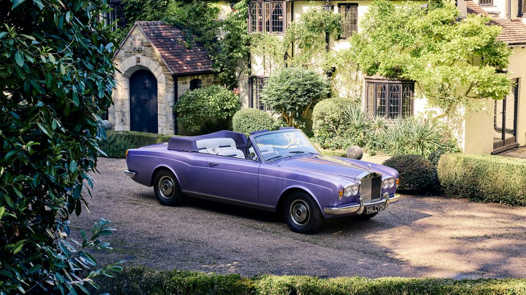 هالسيون تُعيد صياغة الأسطورة: رولز-رويس كورنيش "هايلاند هيذر" تُبعَث من جديد كهربائياً!
سيارات رولز رويس الجديدة
سيارات رولز رويس 2025 
سيارات رولز رويس 2026 
سيارات رولز رويس 2027 
سيارات رولز رويس كهربائية
سيارات رولز رويس كلاسيكية
سيارات رولز رويس قديمة
سيارات رولز رويس نادرة
سيارات رولز رويس حديثة
سيارات بريطانية
سيارات انجليزية
سيارات فاخرة كهربائية
سيارات فخمة كهربائية
سيارات كهربائية معاد تصميمها
سيارات رولز رويس معاد تصميمها
سيارات توب جير الشرق الأوسط
سيارات متحولة كهربا
تحويل سيارات كهربا
شركة هالسيون
سيارة رولز رويس كورنيش 
Halcyon Rewrites the Legend: The Rolls-Royce Corniche "Highland Heather" is Reborn Electric!
New Rolls-Royce Cars
2025 Rolls-Royce Cars
2026 Rolls-Royce Cars
2027 Rolls-Royce Cars
Electric Rolls-Royce Cars
Classic Rolls-Royce Cars
Vintage Rolls-Royce Cars
Rare Rolls-Royce Cars
Modern Rolls-Royce Cars
British Cars
English Cars
Luxury Electric Cars
Luxury Electric Cars
Redesigned Electric Cars
Redesigned Rolls-Royce Cars
Top Gear Middle East Cars
Electric Convertible Cars
Electric Car Conversion
Halcyon Company
Rolls-Royce Corniche