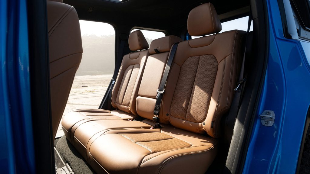 جيب ريكون 2026 وصلت لتُعلن بداية الثورة الكهربائية في عالم الأوفرود!
سيارات جيب الجديدة
سيارات جيب 2025 
سيارات جيب 2026 
سيارات جيب كهربائية
سيارات جيب أوفرود
سيارات جيب طرق وعرة
سيارات جيب كهربائية أوفرود
سيارات جيب كهربائية طرق وعرة
سيارات قوية
سيارات للطرق الوعرة
سيارات أوفرود
سيارات أمريكية
سيارات فاخرة
سيارات فخمة
سيارات اس يو في أمريكية
سيارات اس يو في أوفرود
سيارات اس يو في كهربائية
سيارات كهربائية رياضية
سيارات توب جير الشرق الأوسط
The 2026 Jeep Recon has arrived, heralding the beginning of an electric revolution in the off-road world!
New Jeeps
2025 Jeeps
2026 Jeeps
Electric Jeeps
Off-road Jeeps
Ride-road Jeeps
Electric Jeeps
Electric Jeeps
Powerful Vehicles
Off-road Vehicles
Off-road Vehicles
American Cars
Luxury Cars
Premium Cars
American SUVs
Off-road SUVs
Electric SUVs
Electric Sports Cars
Top Gear Middle East