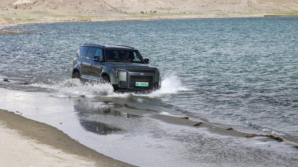 لماذا تُعد تقنية REEV من ROX Motor المستقبل الحقيقي للتنقّل بتفوّق تام على الفئة الكهربائية والهجينة؟
الفرق بين تقنية ريف والسيارات الكهربائية
الفرق بين تقنية ريف والسيارات الهجينة
أيهما أنسب تقنية ريف أو سيارات هجينة
سيارات هجينة
سيارات كهربائية
سيارات هجينة ريف
سيارات REEV 
سيارات ذكية
سيارات مولد بنزين للكهربا
سيارات بطاريات
سيارات حديثة
سيارات صينية كهربائية
سيارات صينية هجينة
سيارات صينية هيبرد
سيارات توب جير الشرق الأوسط
سيارات اس يو في صينية
سيارات اس يو في هجينة
سيارات اس يو في هيبرد
سيارات اس يو في هايبرد
سيارات اس يو في فاخرة
سيارات اس يو في فخمة
سيارات فاخرة
سيارات فخمة
سيارات أوفرود
سيارات طرق وعرة
Why is ROX Motor's REEV technology the true future of mobility, far surpassing the electric and hybrid categories?
The difference between REEV technology and electric cars
The difference between REEV technology and hybrid cars
Which is better: REEV technology or hybrid cars?
Hybrid cars
Electric cars
REEV hybrid cars
REEV cars
Smart cars
Gasoline-to-electric generator cars
Battery cars
Modern cars
Chinese electric cars
Chinese hybrid cars
Chinese hybrid cars
Top Gear Middle East cars
Chinese SUVs
Hybrid SUVs
Hybrid SUVs
Luxury SUVs
Luxury cars
Luxury cars
Off-road vehicles
Ride-road vehicles