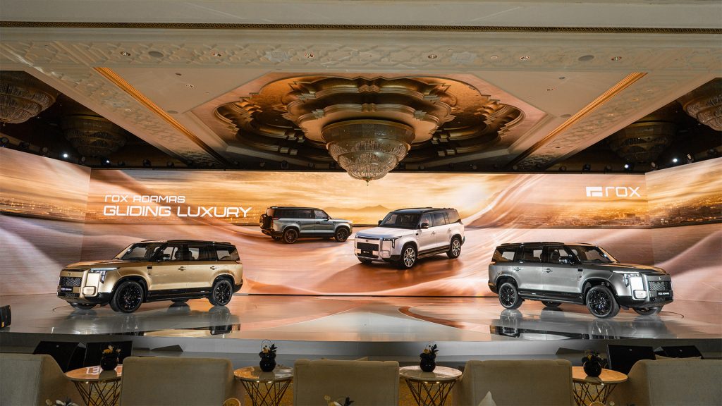 لماذا تُعد تقنية REEV من ROX Motor المستقبل الحقيقي للتنقّل بتفوّق تام على الفئة الكهربائية والهجينة؟
الفرق بين تقنية ريف والسيارات الكهربائية
الفرق بين تقنية ريف والسيارات الهجينة
أيهما أنسب تقنية ريف أو سيارات هجينة
سيارات هجينة
سيارات كهربائية
سيارات هجينة ريف
سيارات REEV 
سيارات ذكية
سيارات مولد بنزين للكهربا
سيارات بطاريات
سيارات حديثة
سيارات صينية كهربائية
سيارات صينية هجينة
سيارات صينية هيبرد
سيارات توب جير الشرق الأوسط
سيارات اس يو في صينية
سيارات اس يو في هجينة
سيارات اس يو في هيبرد
سيارات اس يو في هايبرد
سيارات اس يو في فاخرة
سيارات اس يو في فخمة
سيارات فاخرة
سيارات فخمة
سيارات أوفرود
سيارات طرق وعرة
Why is ROX Motor's REEV technology the true future of mobility, far surpassing the electric and hybrid categories?
The difference between REEV technology and electric cars
The difference between REEV technology and hybrid cars
Which is better: REEV technology or hybrid cars?
Hybrid cars
Electric cars
REEV hybrid cars
REEV cars
Smart cars
Gasoline-to-electric generator cars
Battery cars
Modern cars
Chinese electric cars
Chinese hybrid cars
Chinese hybrid cars
Top Gear Middle East cars
Chinese SUVs
Hybrid SUVs
Hybrid SUVs
Luxury SUVs
Luxury cars
Luxury cars
Off-road vehicles
Ride-road vehicles