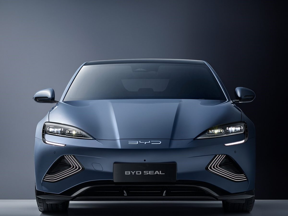 BYD سيارات كهربائية سيارات EV صناعة السيارات الصينية تسلا أكبر شركة سيارات كهربائية في العالم 2025 السيارات الهجينة والكهربائية AVATR السيارات الكهربائية في المملكة المتحدة منافسة السيارات الكهربائية تكنولوجيا السيارات الحديثة BYD 2025 EV BYD 2 مليون سيارة كهربائية سيارة كهربائية صينية سيارات كهربائية بالكامل BYD تتفوق على تسلا مستقبل السيارات الكهربائية صناعة السيارات الذكية سيارات كهربائية عالمية قيادة السيارات الكهربائية تصميم سيارات كهربائية صيني BYD Electric Cars EVs Chinese Auto Industry Tesla World's Largest Electric Car Company 2025 Hybrid and Electric Cars AVATR Electric Cars in the UK Electric Car Competition Modern Automotive Technology BYD 2025 EV BYD 2 Million Electric Cars Chinese Electric Cars Full Electric Cars BYD Surpasses Tesla The Future of Electric Cars Smart Car Manufacturing Global Electric Cars Driving Electric Cars Chinese Electric Car Design