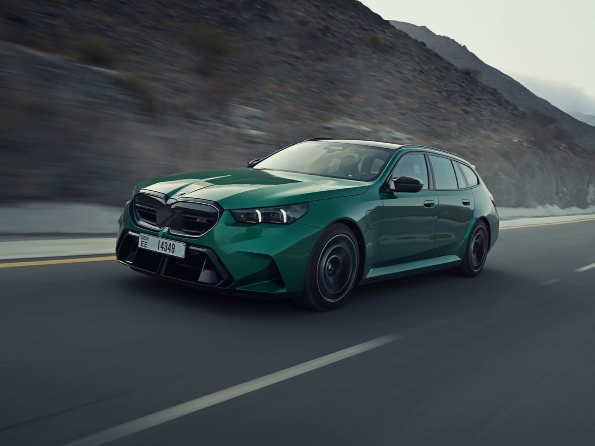 BMW الشرق الأوسط 2025 نمو مبيعات BMW الشرق الأوسط BMW الفئة السابعة 2025 BMW M 2025 أداء عالي سيارات BMW M الشرق الأوسط MINI الشرق الأوسط 2025 MINI John Cooper Works JCW MINI كهربائية الشرق الأوسط BMW iX3 Neue Klasse BMW سيارات كهربائية 2026 BMW Motorrad الشرق الأوسط صالات Retail.Next BMW تجربة عملاء BMW ConnectedDrive كريم حريريان BMW الشرق الأوسط وكلاء BMW الشرق الأوسط سوق السيارات الفاخرة في الشرق الأوسط سيارات فاخرة BMW سيارات كهربائية BMW BMW Middle East 2025 BMW sales growth Middle East BMW 7 Series Middle East BMW M performance Middle East MINI Middle East 2025 MINI John Cooper Works MINI electric Middle East BMW iX3 Neue Klasse BMW electric cars 2026 BMW Motorrad Middle East BMW Retail.Next showrooms BMW ConnectedDrive services Karim-Kristian Hareeriyan BMW Middle East