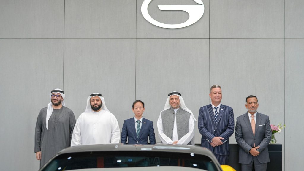 صالة عرض GAC موتور الجديدة في ديرة دبي 2026

افتتاح أكبر معرض GAC موتور في الإمارات

سيارات GAC موتور الكهربائية هايبتك وآيون

سيارات GAC موتور بمحركات الاحتراق الداخلي

أحدث طرازات GAC موتور في صالة ديرة دبي

تجربة GAC داخل صالة العرض الجديدة

فعاليات إطلاق سيارات GAC موتور في دبي

تجربة العملاء في أكبر صالة GAC موتور بالإمارات

شهاب قرقاش الرئيس التنفيذي يفتتح صالة GAC موتور

مارك زانغ المدير العام لشركة GAC موتور الشرق الأوسط

شراكة قرقاش للسيارات وGAC موتور في الإمارات

صالة GAC موتور تستضيف فعاليات وأنشطة مجتمعية

تجربة القيادة والفعاليات الخاصة بعشاق السيارات في دبي

New GAC Motor Showroom in Deira, Dubai 2026

Opening of the Largest GAC Motor Showroom in the UAE

GAC Motor Hyptech and Ion Electric Vehicles

GAC Motor Internal Combustion Engine Vehicles

Latest GAC Motor Models at the Deira Showroom

Experience GAC in the New Showroom

GAC Motor Car Launch Events in Dubai

Customer Experience at the Largest GAC Motor Showroom in the UAE

Shehab Gargash, CEO, Opens the GAC Motor Showroom

Mark Zhang, General Manager of GAC Motor Middle East

Gargash Motors and GAC Motor Partnership in the UAE

GAC Motor Showroom Hosts Community Events and Activities

Driving Experiences and Special Events for Car Enthusiasts in Dubai