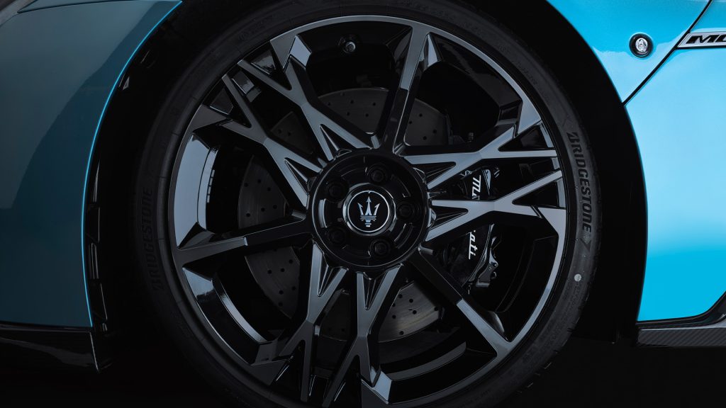 Maserati MCPURA

مازيراتي MCPURA 2026

Maserati MCPURA Dream Car

مازيراتي سيارة الأحلام 2026

Maserati supercar 2026

سوبركار مازيراتي الجديدة

Maserati Nettuno V6

Maserati MCPURA exterior design

تصميم مازيراتي MCPURA الخارجي

Maserati MCPURA front view

واجهة مازيراتي MCPURA الأمامية

Maserati MCPURA Butterfly doors

أبواب الفراشة مازيراتي MCPURA

Maserati MCPURA carbon fiber body

Maserati MCPURA interior

مقصورة مازيراتي MCPURA

Maserati MCPURA cockpit design

داخلية مازيراتي MCPURA الفاخرة

Maserati MCPURA racing interior

Maserati MCPURA Nettuno V6 engine

محرك Nettuno V6 مازيراتي MCPURA

Maserati MCPURA 630 hp

مازيراتي MCPURA قوة 630 حصان

Maserati MCPURA performance

Maserati MCPURA AI Aqua Rainbow color

لون AI Aqua Rainbow مازيراتي MCPURA

Maserati MCPURA Devil Orange

Maserati MCPURA Night Interaction color

Maserati Fuoriserie customization

تخصيص مازيراتي Fuoriserie

Maserati MCPURA

2026 Maserati MCPURA

2026 Maserati Dream Car

2026 Maserati Dream Car

2026 Maserati Supercar

New Maserati Supercar

Maserati Nettuno V6

Maserati MCPURA Exterior Design

Maserati MCPURA Exterior Design

Maserati MCPURA Front View

Maserati MCPURA Front View

Maserati MCPURA Butterfly Doors

Maserati MCPURA Butterfly Doors

Maserati MCPURA Carbon Fiber Body

Maserati MCPURA Interior

Maserati MCPURA Interior

Maserati MCPURA Cockpit Design

Maserati MCPURA Racing Interior

Maserati MCPURA Nettuno V6 Engine

Nettuno V6 Engine Maserati MCPURA

Maserati MCPURA 630 hp

Maserati MCPURA 630 hp

Maserati MCPURA performance

Maserati MCPURA AI Aqua Rainbow color

Maserati MCPURA AI Aqua Rainbow color

Maserati MCPURA Devil Orange

Maserati MCPURA Night Interaction color

Maserati Fuoriserie customization

Maserati Fuoriserie customization
