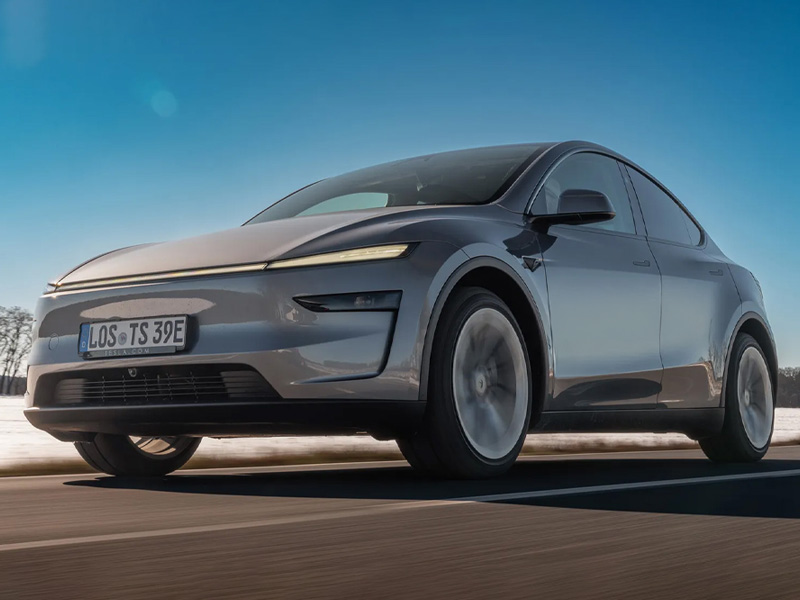 تسلا موديل Y بـ 7 مقاعد تعود من جديد، و”الإحياء الكهربائي” أصبح حقيقة!