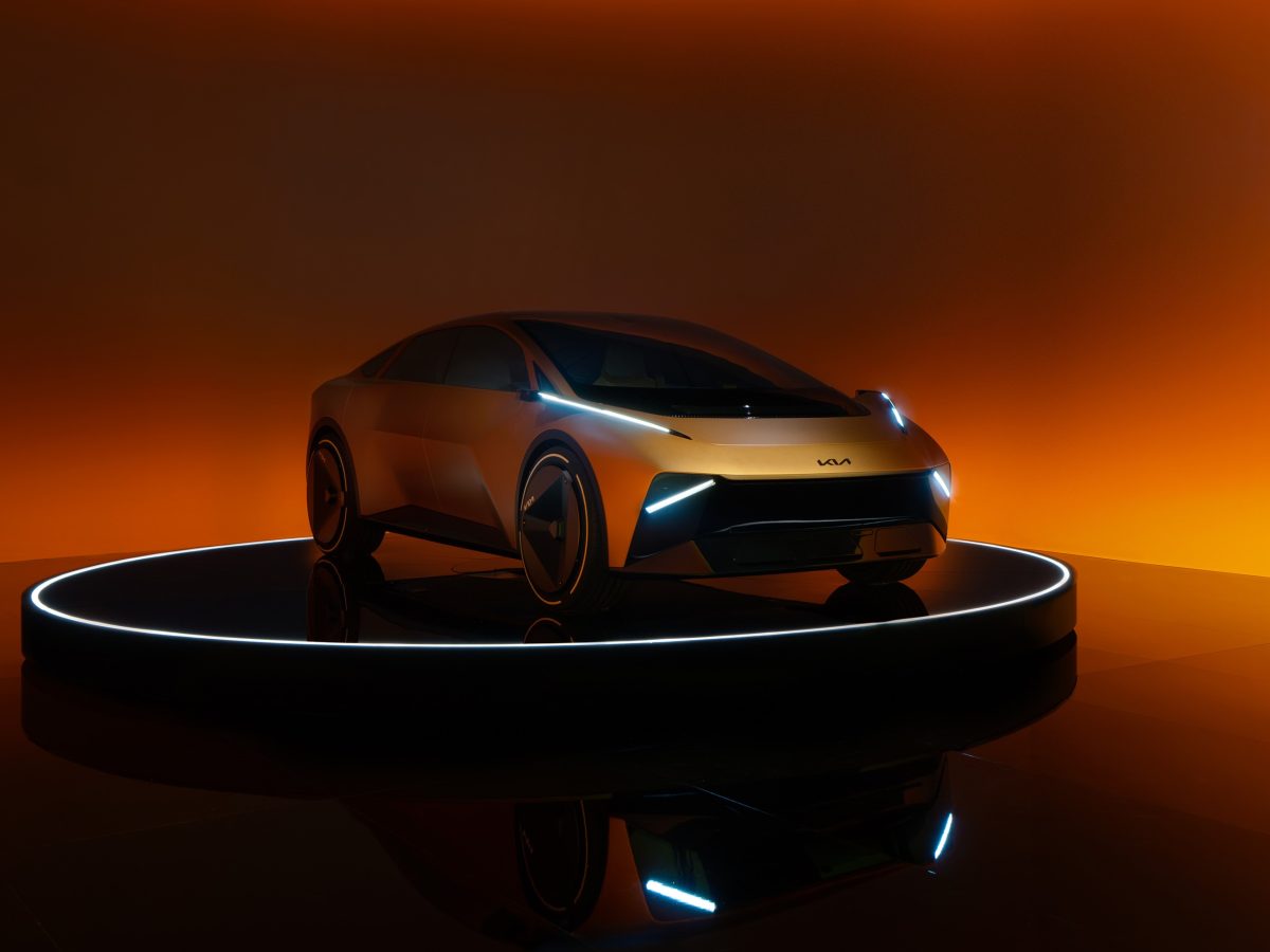 كيا Vision Meta Turismo كيا 2026 سيارات كيا الكهربائية سيارة كيا اختبارية سيارة مستوحاة من الألعاب Milan Design Week أسبوع ميلانو للتصميم سيارة كهربائية رياضية سيارات Concept كيا كيا ستينجر الجديدة بديل كيا ستينجر سيارات كهربائية متقدمة الواقع المعزز في السيارات تقنيات AR في السيارات مستقبل سيارات كيا سيارات كيا المستقبلية سيارات سيدان كهربائية تجربة قيادة رقمية كيا EV9 كيا EV2 سيارة كيا Vision Meta Turismo الاختبارية في Milan Design Week تصميم كيا الكهربائية المستوحى من الألعاب كيا Vision Meta Turismo بإضاءة مستقبلية المقصورة الداخلية الرقمية في سيارة كيا الاختبارية تجربة الواقع المعزز داخل سيارة كيا جناح كيا في أسبوع ميلانو للتصميم كيا EV9 ضمن المعرض كيا EV2 الكهربائية الصغيرة تفاصيل تصميم كيا Vision Meta Turismo عرض ضوئي لسيارة كيا الاختبارية Kia Vision Meta Turismo Kia EV concept 2026 Kia electric concept car Gaming inspired car Milan Design Week 2026 Kia Vision concept Electric sports sedan Kia Kia Stinger successor AR technology in cars Augmented reality driving Future Kia vehicles Kia concept cars Digital driving experience Kia EV9 Kia EV2 Electric sedan concept Gaming car concept Kia design philosophy Smart cockpit Kia Next gen Kia EV Kia Vision Meta Turismo concept at Milan Design Week Gaming inspired Kia electric car design Kia Vision Meta Turismo futuristic lighting Kia concept car digital interior cockpit Augmented reality driving in Kia concept Kia booth at Milan Design Week Kia EV9 displayed at event Kia EV2 compact electric car Kia Vision Meta Turismo design details Kia concept car light show