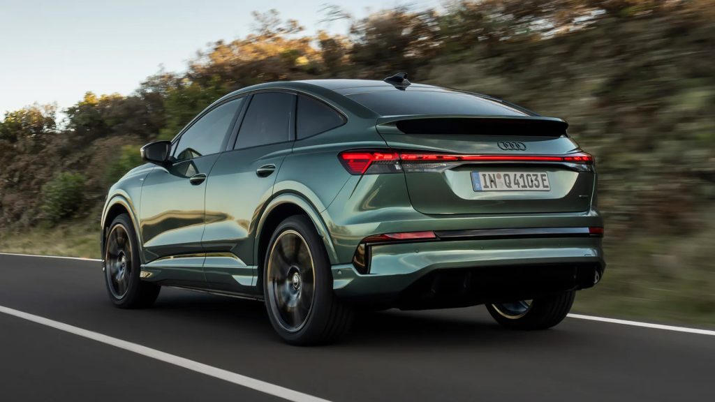 أودي Q4 e-tron
Audi Q4 e-tron 2026
Q4 e-tron فيس ليفت
أودي كهربائية SUV
Q4 Sportback e-tron
سيارة كهربائية أودي
مدى 592 كم
شحن سريع 185 كيلوواط
تقنية V2L
سيارات كهربائية 2026
أودي Q4 e-tron فيس ليفت 2026 تصميم خارجي جديد
Audi Q4 e-tron facelift LED headlights design
تصميم الشبكة الأمامية Singleframe في أودي Q4
أودي Q4 Sportback e-tron تصميم كوبيه SUV
مصابيح OLED الخلفية في أودي الكهربائية
المقصورة الرقمية في أودي Q4 e-tron
شاشة المسرح الرقمي في أودي Q4
شاشة عدادات رقمية 11.9 إنش Audi
شاشة ترفيه 12.8 إنش في أودي Q4
شاشة الراكب الأمامي في أودي Q4 e-tron
نظام Head up display الواقع المعزز أودي
شحن سريع 185 كيلوواط سيارة أودي كهربائية
بطارية 77 كيلوواط ساعي Audi Q4
مساحة صندوق أودي Q4 e-tron الخلفي
سيارة SUV كهربائية من أودي بتقنيات حديثة
Audi Q4 e-tron
Audi Q4 e-tron 2026
Q4 e-tron facelift
electric Audi SUV
Q4 Sportback e-tron
Audi EV SUV
592 km range EV
185 kW fast charging
V2L electric car
electric SUV 2026
Audi Q4 e-tron facelift 2026 exterior design
Audi Q4 e-tron LED headlights customizable design
Audi Singleframe grille updated design
Audi Q4 Sportback e-tron coupe SUV profile
OLED rear lights Audi electric SUV
Audi Q4 e-tron digital interior cockpit
Audi digital stage dashboard screens
11.9 inch digital instrument cluster Audi
12.8 inch infotainment screen Audi Q4
front passenger display Audi Q4 e-tron
augmented reality head up display Audi
185 kW fast charging Audi electric car
77 kWh battery Audi Q4 e-tron
Audi Q4 e-tron trunk space rear
modern electric SUV Audi interior technology