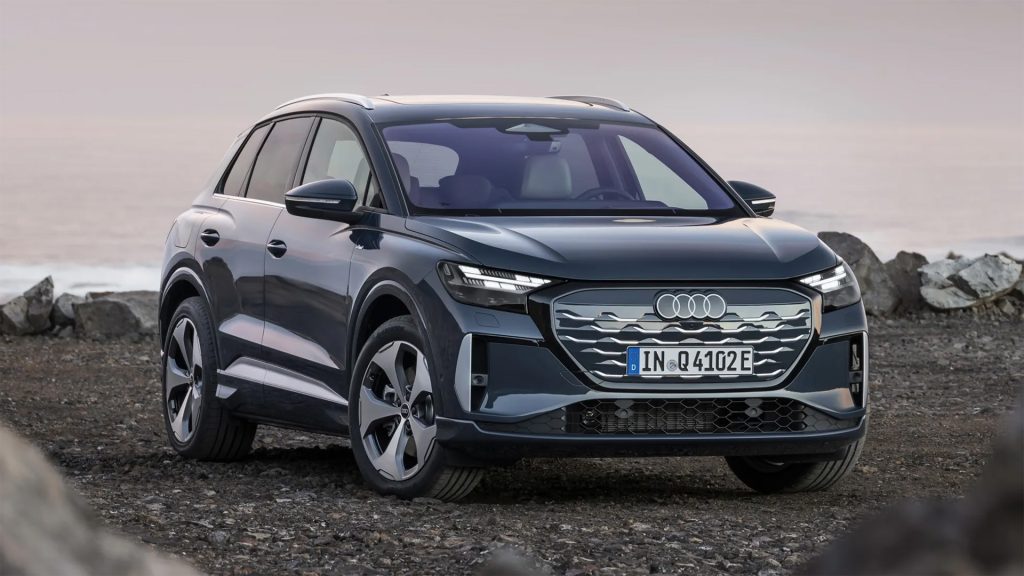 أودي Q4 e-tron
Audi Q4 e-tron 2026
Q4 e-tron فيس ليفت
أودي كهربائية SUV
Q4 Sportback e-tron
سيارة كهربائية أودي
مدى 592 كم
شحن سريع 185 كيلوواط
تقنية V2L
سيارات كهربائية 2026
أودي Q4 e-tron فيس ليفت 2026 تصميم خارجي جديد
Audi Q4 e-tron facelift LED headlights design
تصميم الشبكة الأمامية Singleframe في أودي Q4
أودي Q4 Sportback e-tron تصميم كوبيه SUV
مصابيح OLED الخلفية في أودي الكهربائية
المقصورة الرقمية في أودي Q4 e-tron
شاشة المسرح الرقمي في أودي Q4
شاشة عدادات رقمية 11.9 إنش Audi
شاشة ترفيه 12.8 إنش في أودي Q4
شاشة الراكب الأمامي في أودي Q4 e-tron
نظام Head up display الواقع المعزز أودي
شحن سريع 185 كيلوواط سيارة أودي كهربائية
بطارية 77 كيلوواط ساعي Audi Q4
مساحة صندوق أودي Q4 e-tron الخلفي
سيارة SUV كهربائية من أودي بتقنيات حديثة
Audi Q4 e-tron
Audi Q4 e-tron 2026
Q4 e-tron facelift
electric Audi SUV
Q4 Sportback e-tron
Audi EV SUV
592 km range EV
185 kW fast charging
V2L electric car
electric SUV 2026
Audi Q4 e-tron facelift 2026 exterior design
Audi Q4 e-tron LED headlights customizable design
Audi Singleframe grille updated design
Audi Q4 Sportback e-tron coupe SUV profile
OLED rear lights Audi electric SUV
Audi Q4 e-tron digital interior cockpit
Audi digital stage dashboard screens
11.9 inch digital instrument cluster Audi
12.8 inch infotainment screen Audi Q4
front passenger display Audi Q4 e-tron
augmented reality head up display Audi
185 kW fast charging Audi electric car
77 kWh battery Audi Q4 e-tron
Audi Q4 e-tron trunk space rear
modern electric SUV Audi interior technology