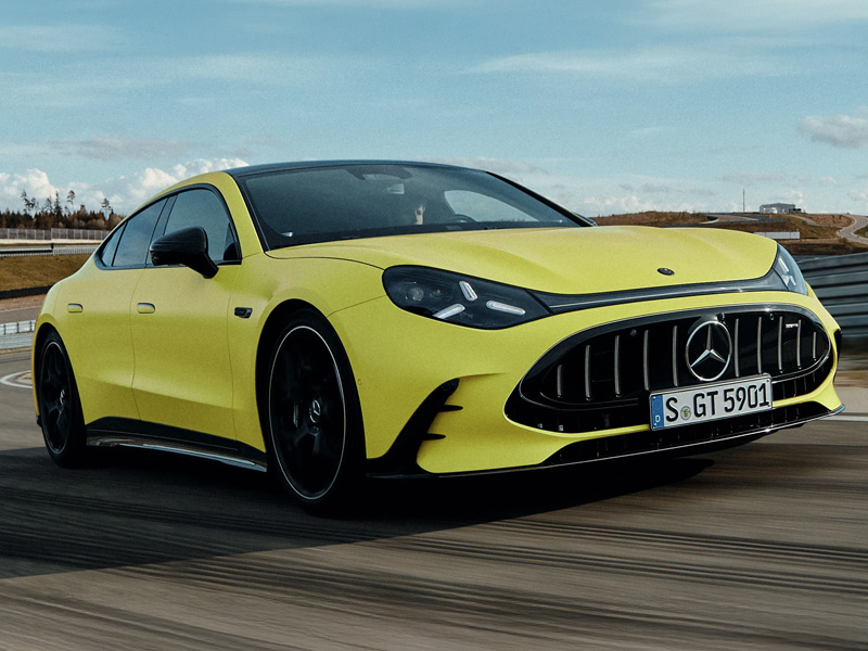 زئير V8 افتراضي وقوة كهربائية هائلة: مرحباً بحضرة مرسيدس AMG GT كوبيه رباعية الأبواب!