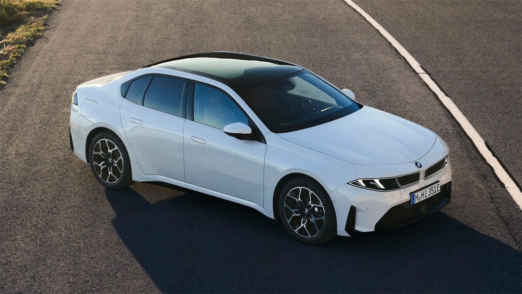 بي ام دبليو i3 2027
BMW i3 الجديدة كلياً
منصة Neue Klasse BMW
مدى قيادة 906 كم BMW i3
داخلية بي إم دبليو i3 الرقمية
شاشة BMW i3 ثلاثية الأبعاد
نظام Heart of Joy BMW
شحن سريع 800 فولت BMW
BMW i3 First Edition
سيارة سيدان كهربائية BMW
BMW i3 2027 electric sedan
BMW Neue Klasse platform i3
BMW i3 906 km range
BMW i3 interior cockpit 3D HUD
BMW Heart of Joy system
BMW fast charging 800V EV
BMW i3 First Edition trim
electric BMW 3 Series i3
BMW digital dashboard i3
long range electric sedan BMW i3