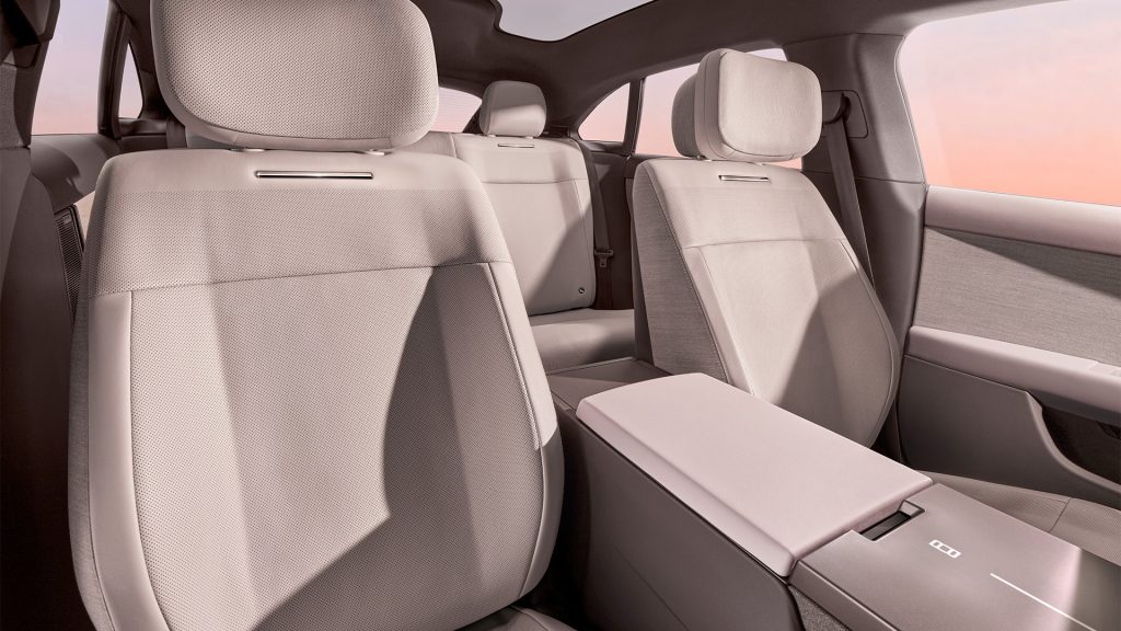 رنج روفر GT
رنج روفر GT الكهربائية
رنج روفر GT 2027
رنج روفر كهربائية
Range Rover GT
Range Rover Electric GT
رنج روفر كهربائية جديدة
سيارات رنج روفر الكهربائية
منصة EMA
Electric Modular Architecture
سيارات جراند تورر
SUV كهربائية فاخرة
سيارات كهربائية فاخرة
رنج روفر 2027
تصميم رنج روفر GT
مقصورة رنج روفر GT
رنج روفر مستقبلية
سيارات كهربائية بريطانية
أخبار رنج روفر
سيارات SUV كهربائية
رنج روفر GT الكهربائية الجديدة بتصميم منخفض وانسيابي
الواجهة الأمامية لسيارة رنج روفر GT الكهربائية
التصميم الجانبي لرنج روفر GT الجديدة
مقصورة رنج روفر GT المستقبلية مع شاشة OLED
داخلية رنج روفر GT الكهربائية الفاخرة
سيارة رنج روفر GT بمنصة EMA الكهربائية
تصميم خلفي لسيارة رنج روفر GT الجديدة
رنج روفر GT الكهربائية خلال الاختبارات
رنج روفر GT تجمع بين سيارات SUV والجراند تورر
سيارة Range Rover GT الكهربائية الفاخرة
Range Rover GT
Electric Range Rover GT
Range Rover GT EV
New Range Rover GT
Range Rover electric SUV
Range Rover Grand Tourer
Electric Modular Architecture
EMA platform
Luxury electric SUV
Electric Grand Tourer
Range Rover EV
Range Rover GT interior
Range Rover GT design
Luxury EV
British luxury SUV
Electric Range Rover 2027
New electric Range Rover
Premium electric SUV
Range Rover news
Luxury electric crossover
New electric Range Rover GT with sleek grand touring design
Front view of the all-electric Range Rover GT
Side profile of the new Range Rover GT EV
Futuristic interior of the Range Rover GT with OLED display
Luxury cabin inside the electric Range Rover GT
Range Rover GT built on the EMA electric platform
Rear design of the new Range Rover GT
Electric Range Rover GT prototype during testing
Range Rover GT blending SUV capability with grand touring comfort
Premium all-electric Range Rover GT luxury SUV