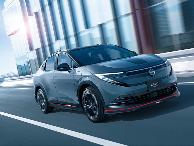 نيسان ليف NISMO تصل بهيئة الأداء الرياضي دون أي تغيير في معامل القوة