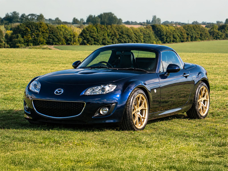 انتقام الابن الأوسط! Rocketeer NC هي مازدا MX-5 MK3 بمحرك V6 معدل