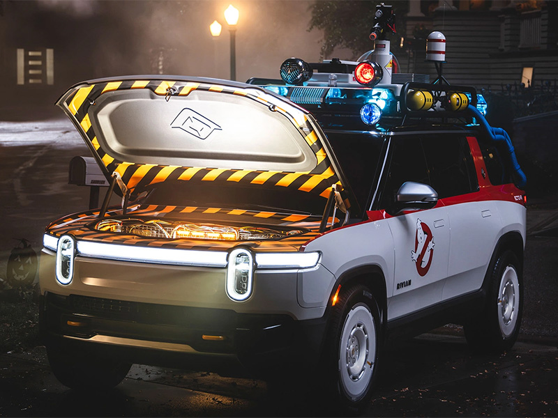بمن ستتصل؟ ريفيان تحوّل R1S إلى Ecto-R1 لصائدي الأشباح.. وصفارة الإنذار حقيقية!